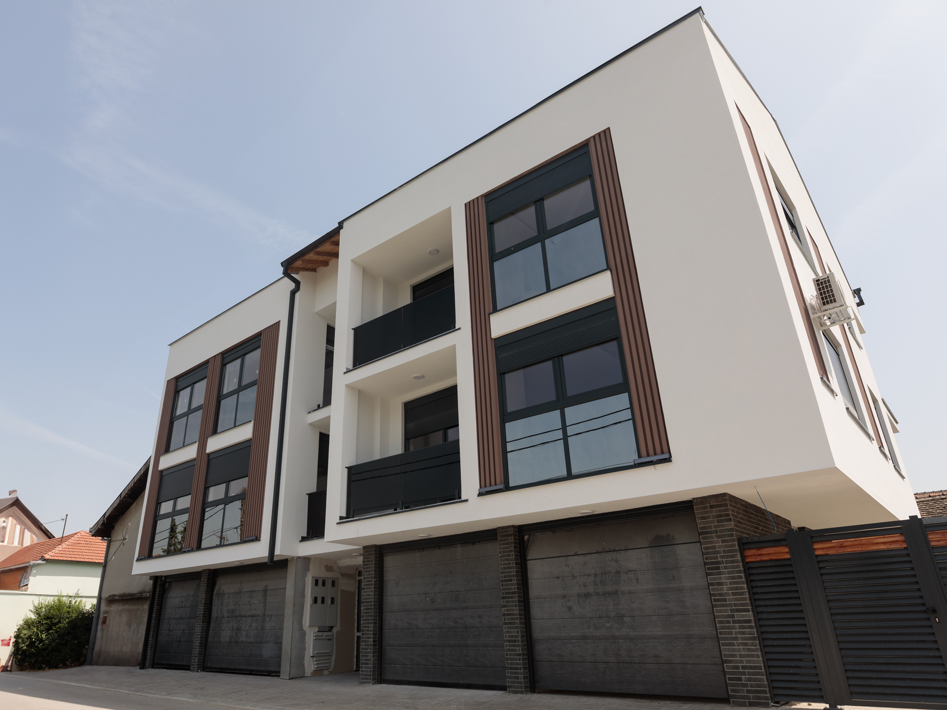 Kalman Kop d.o.o. je gradjevinska firma sa sedištem u Novom Sadu, koja postoji od 2021. godine.